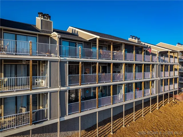 $335,000 | 611 Lazy Days Road, Unit D7, Osage Beach, MO 65065