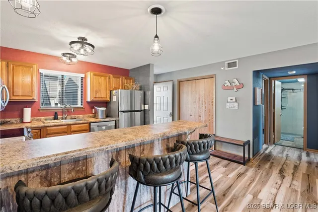 $335,000 | 611 Lazy Days Road, Unit D7, Osage Beach, MO 65065