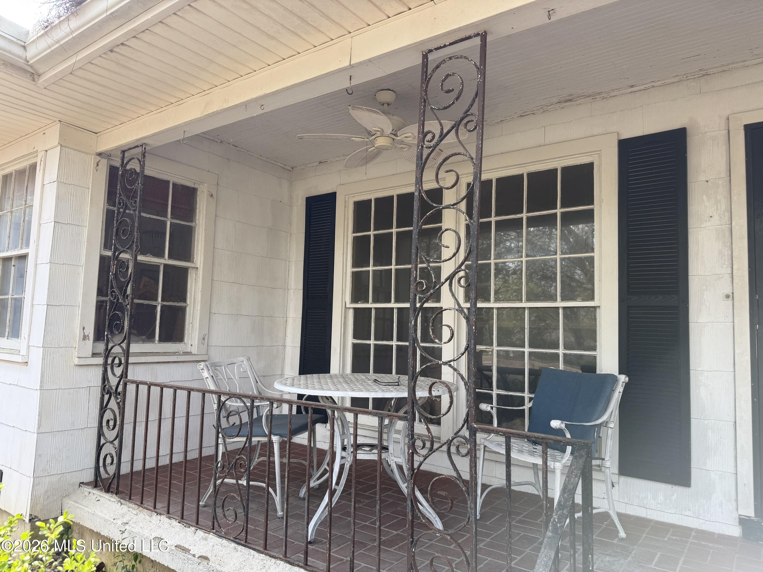 3403 Galloway Avenue Jackson, MS 39216 - Photo 2 of 21 front