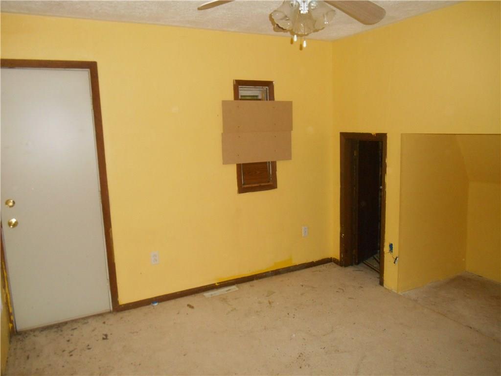 165 Freeport Road Creighton, PA 15030 - Photo 11 of 17