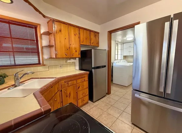 $1,995 | 1049 East 2nd Avenue, Mesa, AZ 85204