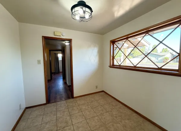 $1,995 | 1049 East 2nd Avenue, Mesa, AZ 85204