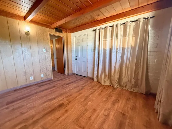 $1,995 | 1049 East 2nd Avenue, Mesa, AZ 85204