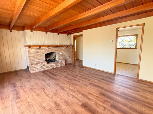 $1,995 | 1049 East 2nd Avenue, Mesa, AZ 85204