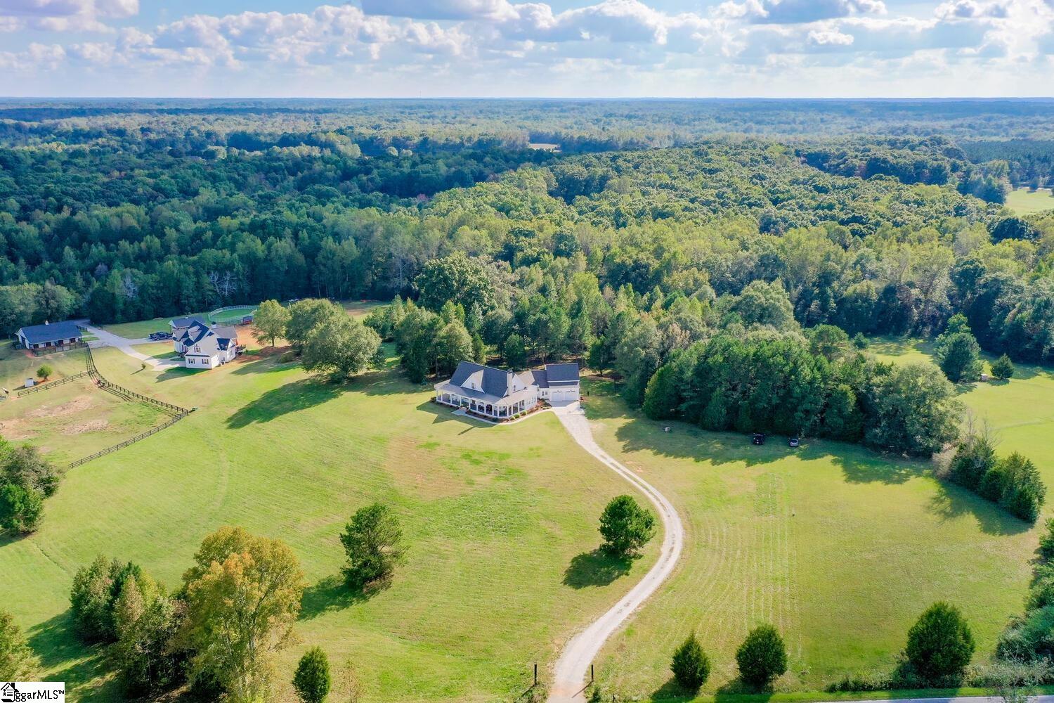 766 McKelvey Road Pelzer, SC 29669 - Photo 4 of 34