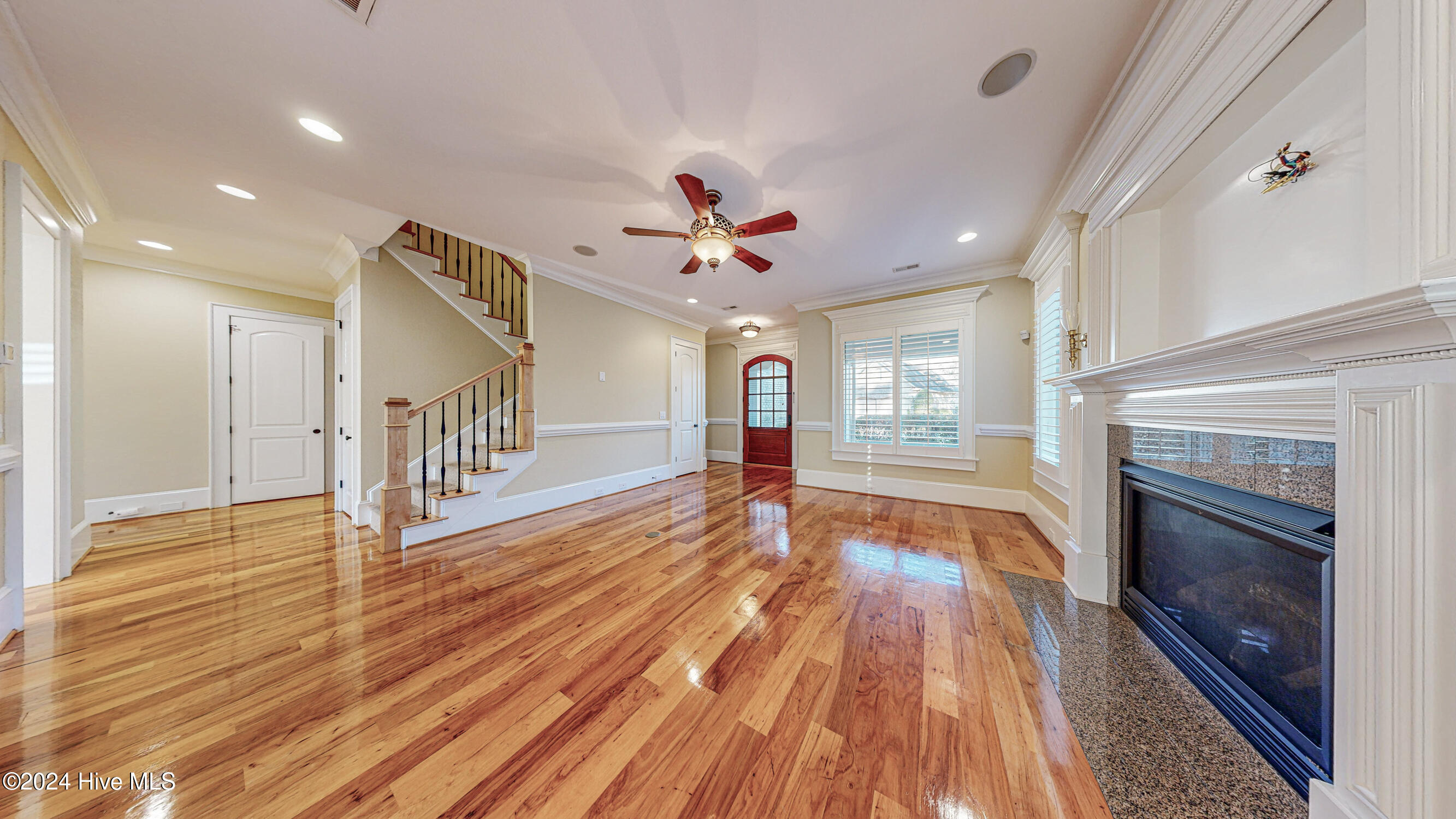 448 Forrest Park Greenville, NC 27858 - Photo 14 of 55 Living Room 4.0