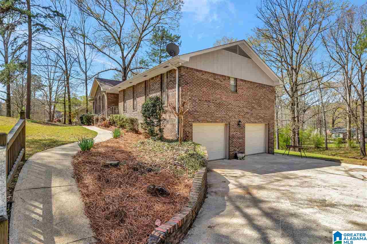 136 Dee Hendrix Road Bessemer, AL 35023 - Photo 22 of 26