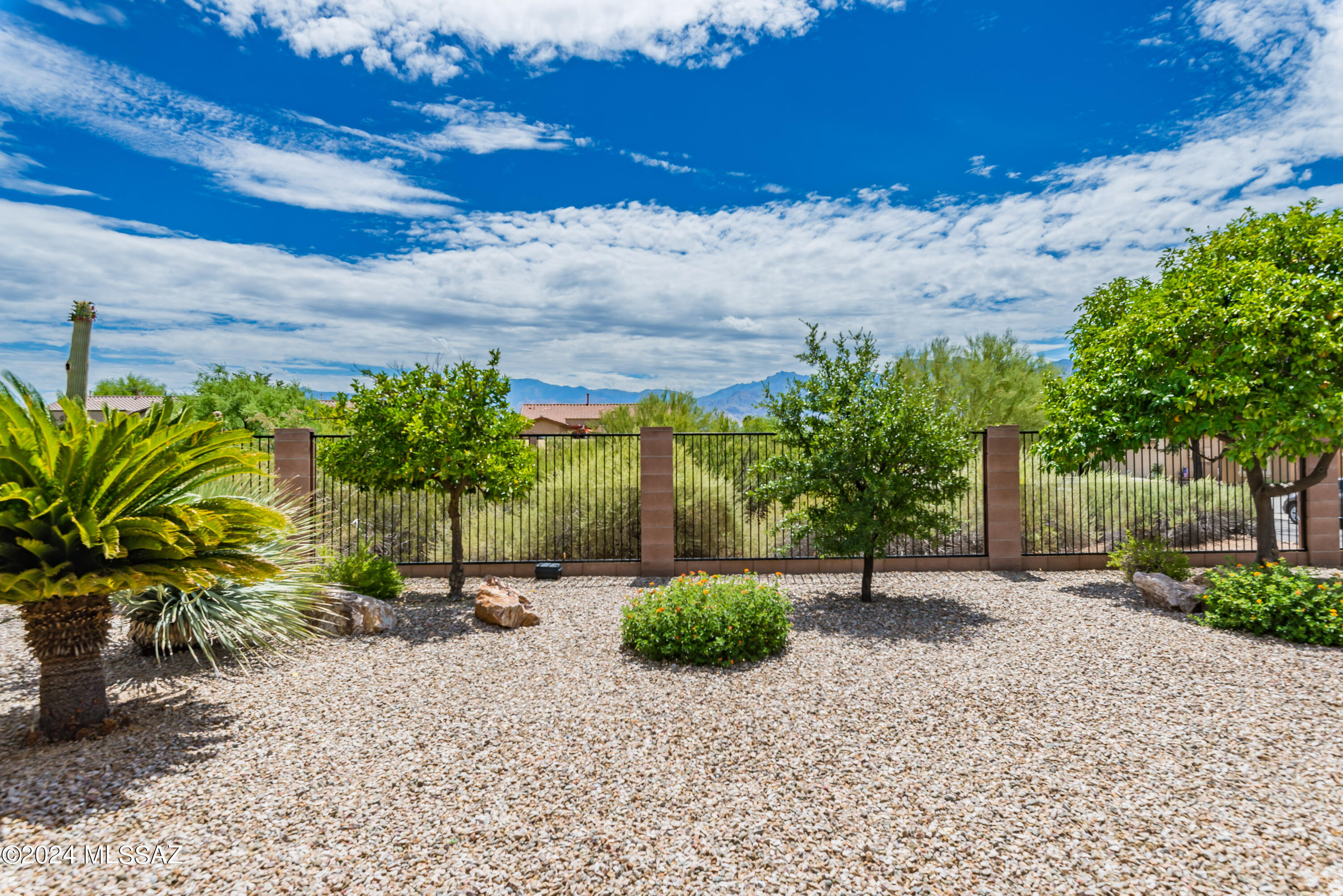 11640 North Peaceful Night Road Tucson, AZ 85737 - Photo 8 of 35 Gallery Image 8