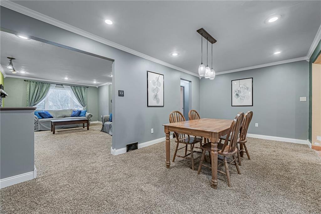 549 Filmore Road Pittsburgh, PA 15221 - Photo 6 of 25 a dining room with furniture and window