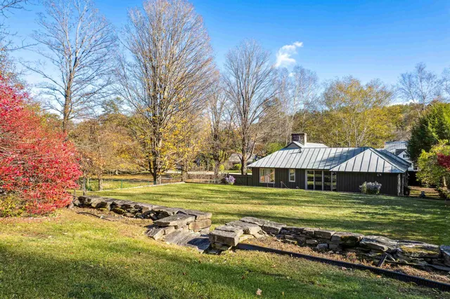 $1,295,000 | 33 Mountain Avenue, Woodstock, VT 05091