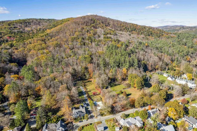 $1,295,000 | 33 Mountain Avenue, Woodstock, VT 05091