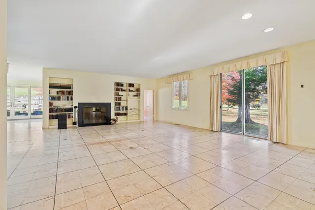 $1,295,000 | 33 Mountain Avenue, Woodstock, VT 05091