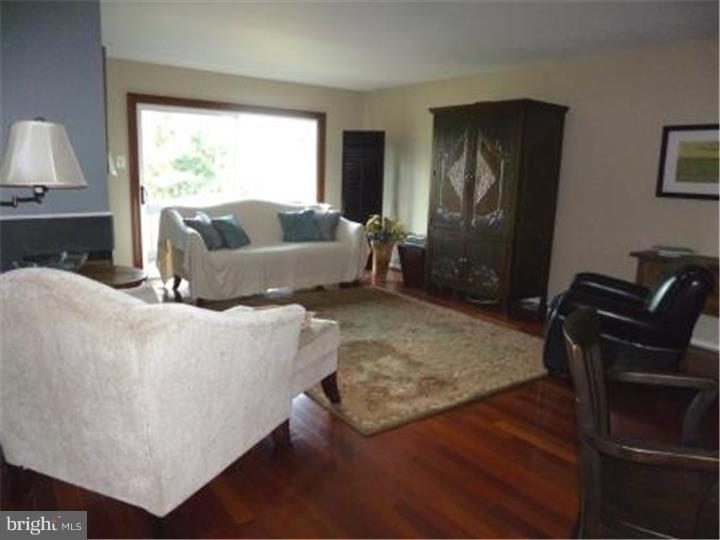 37 G Melrose Road Princeton, NJ 08540 - Photo 2 of 25 Gallery Image 2