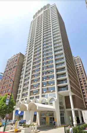 $3,697 | 420 West Belmont Avenue, Unit 23E, Chicago, IL 60657
