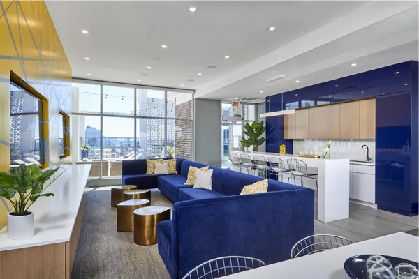 $3,697 | 420 West Belmont Avenue, Unit 23E, Chicago, IL 60657