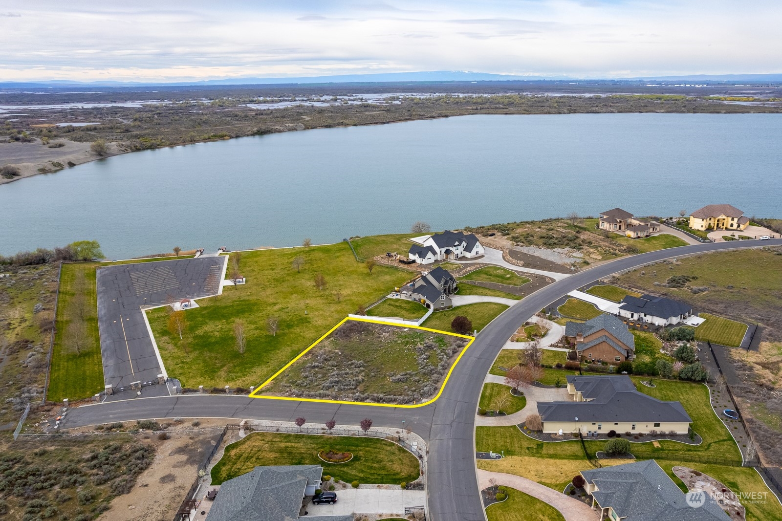 7741 Dune Lake Road Southeast Moses Lake, WA 98837 - Photo 15 of 17