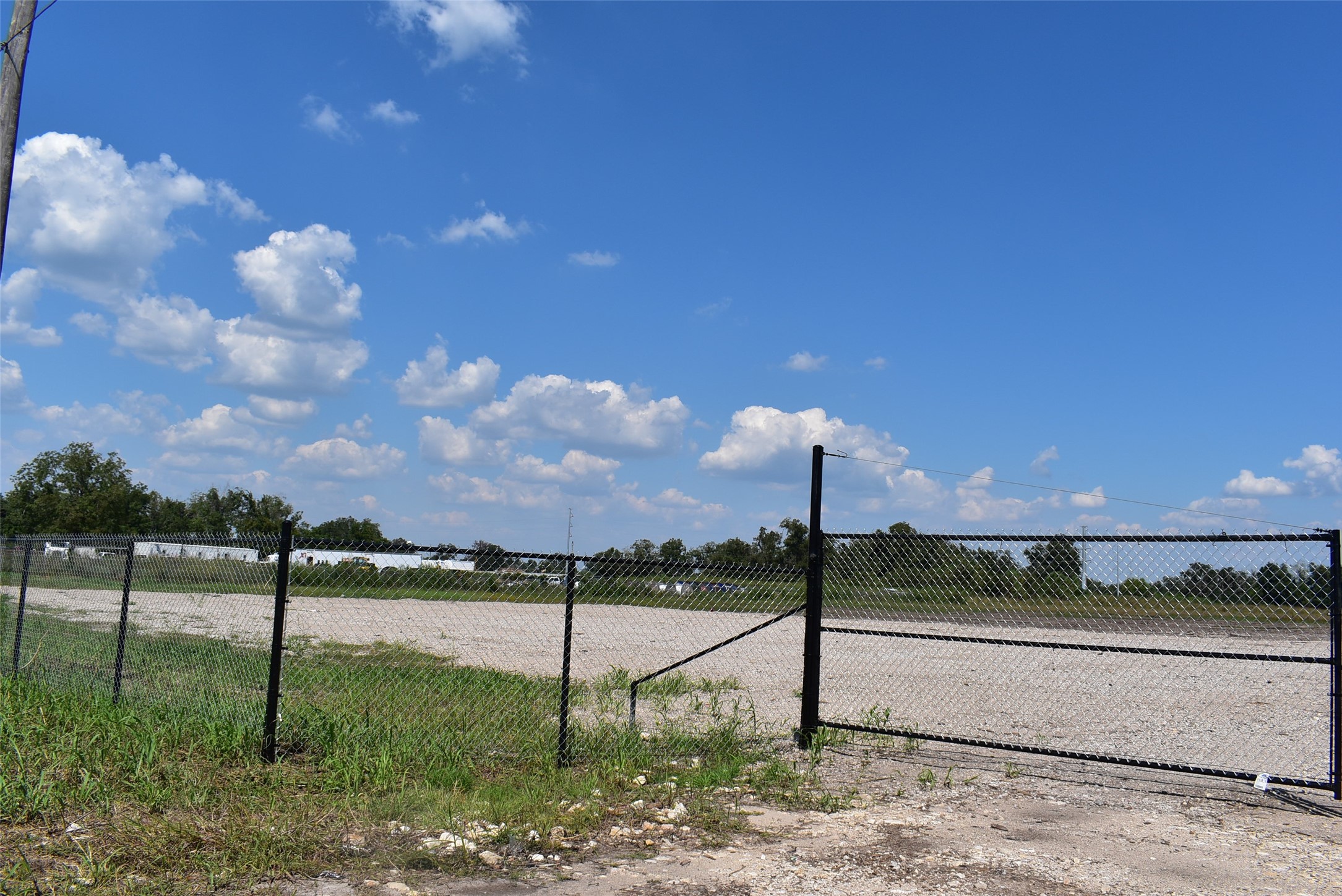 8911 FM 524 Road Sweeny, TX 77480 - Photo 7 of 19