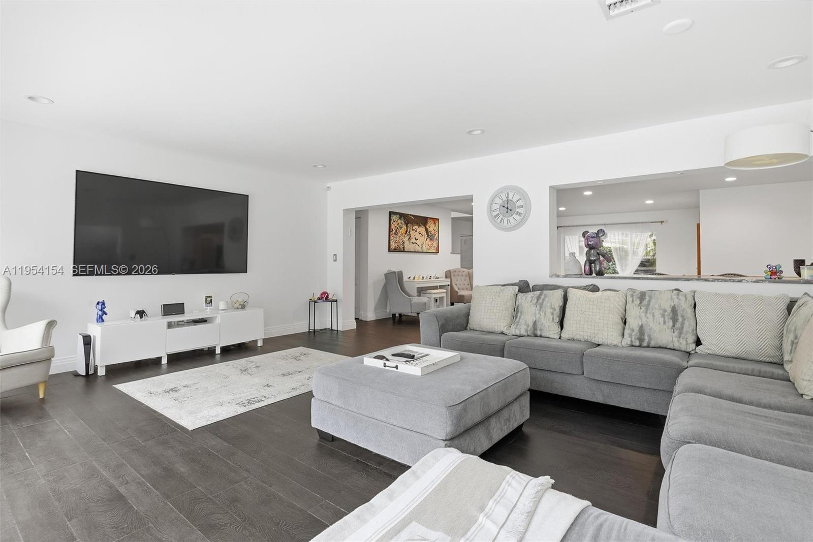 1895 Northeast 118th Road North Miami, FL 33181 - Photo 28 of 56