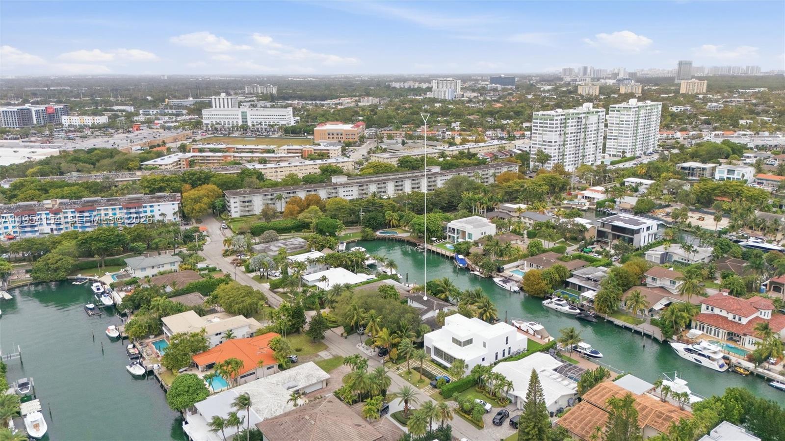 1895 Northeast 118th Road North Miami, FL 33181 - Photo 51 of 56