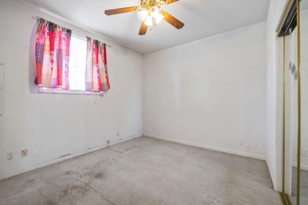 1633 Division Street Klamath Falls, OR 97601 - Photo 35 of 69 1633DivisionSt-23
