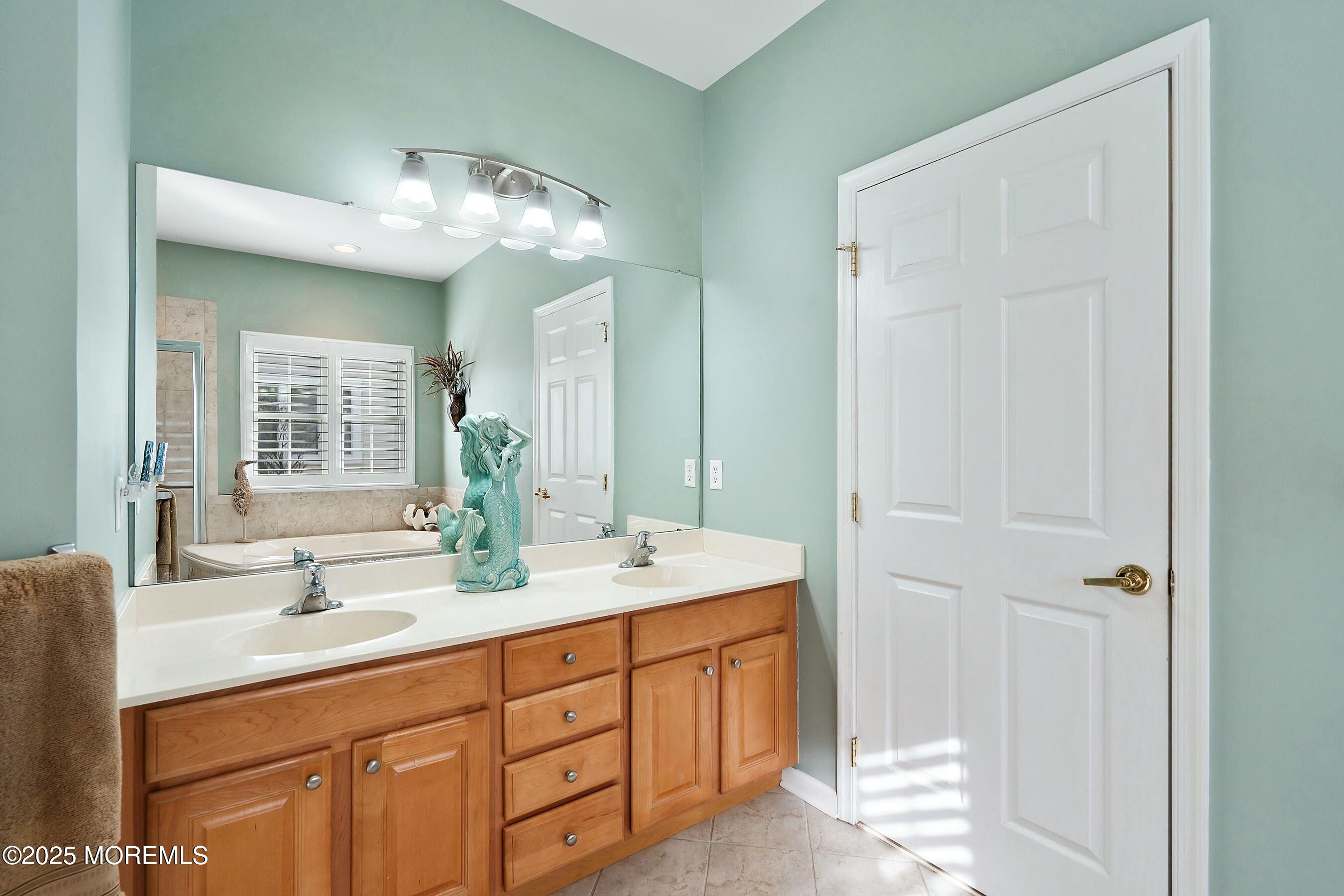 105 Spring Lake Boulevard Waretown, NJ 08758 - Photo 17 of 53 master en suite