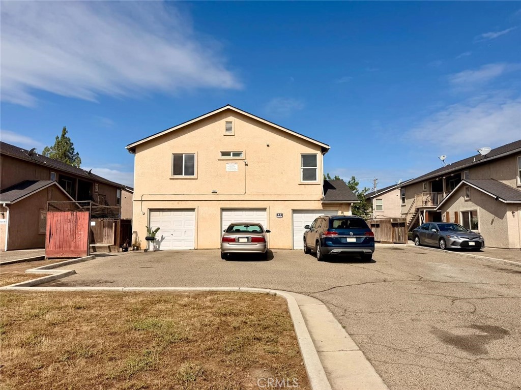 1361 North Archie Avenue Fresno, CA 93703 - Photo 1 of 17