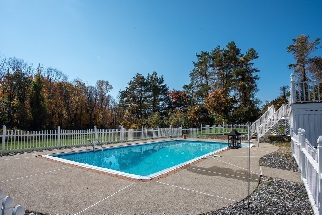 118 Mendon Road Sutton, MA 01590 - Photo 32 of 39 Gallery Image 32
