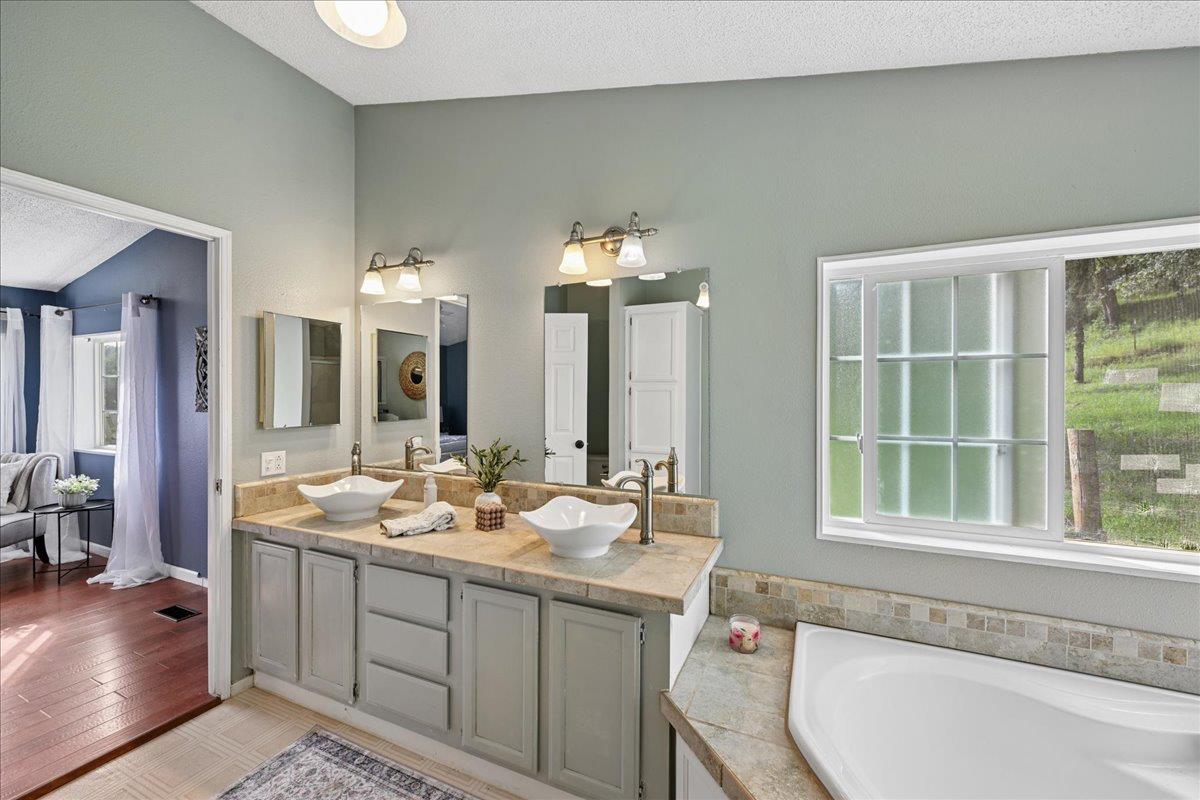 18388 Dog Bar Road Grass Valley, CA 95949 - Photo 15 of 24