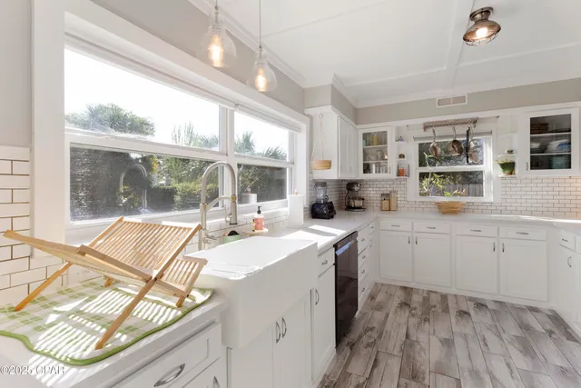 $745,000 | 311 Kentucky Avenue, Lynn Haven, FL 32444