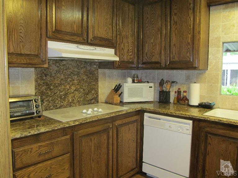 1550-208 Rory Simi Valley Simi Valley, CA 93063 - Photo 9 of 45 Gallery Image 9