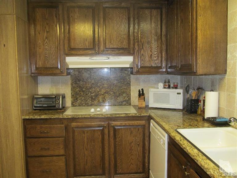 1550-208 Rory Simi Valley Simi Valley, CA 93063 - Photo 10 of 45 Gallery Image 10