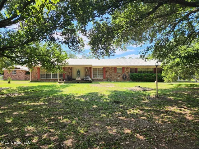 $219,000 | 3 A Mike Harris Road, Carriere, MS 39426