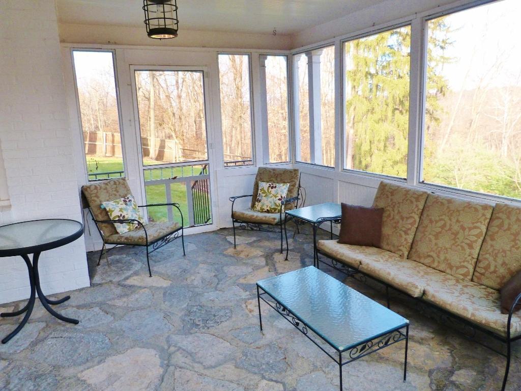 1424 Jewett Road Powell, OH 43065 - Photo 31 of 45 Gallery Image 31
