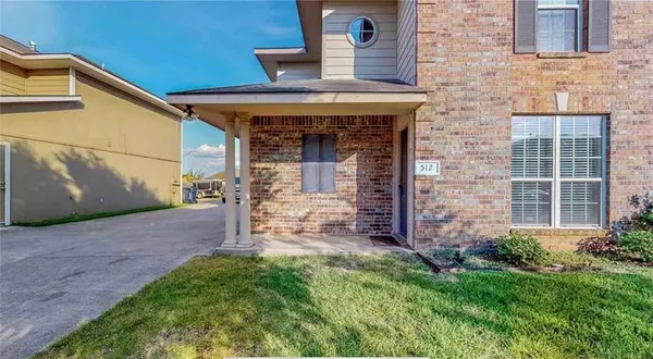 $1,950 | 512 Nelson Lane, College Station, TX 77840