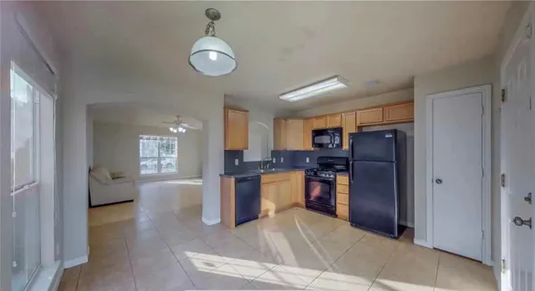 $1,950 | 512 Nelson Lane, College Station, TX 77840