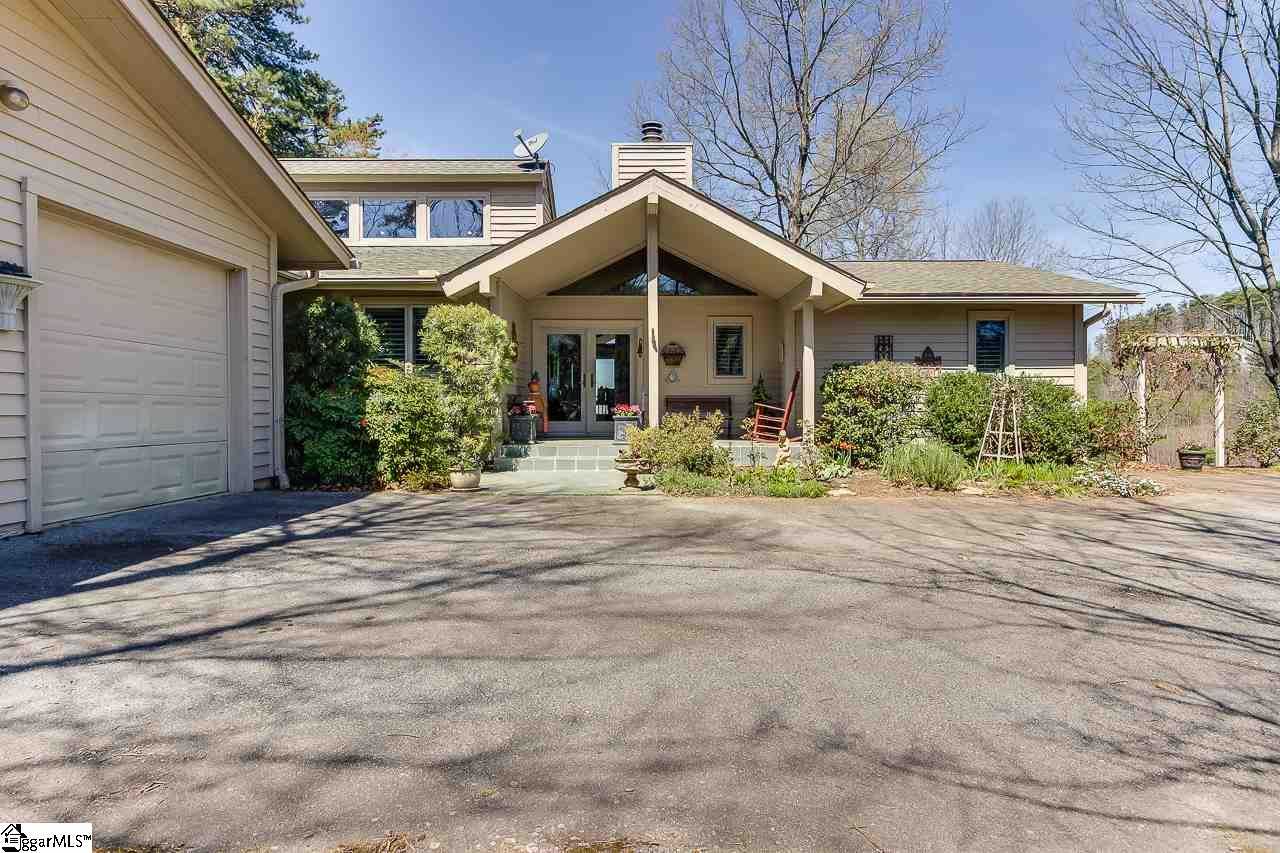 105 Old Altamont Ridge Road Greenville, SC 29609 - Photo 2 of 35