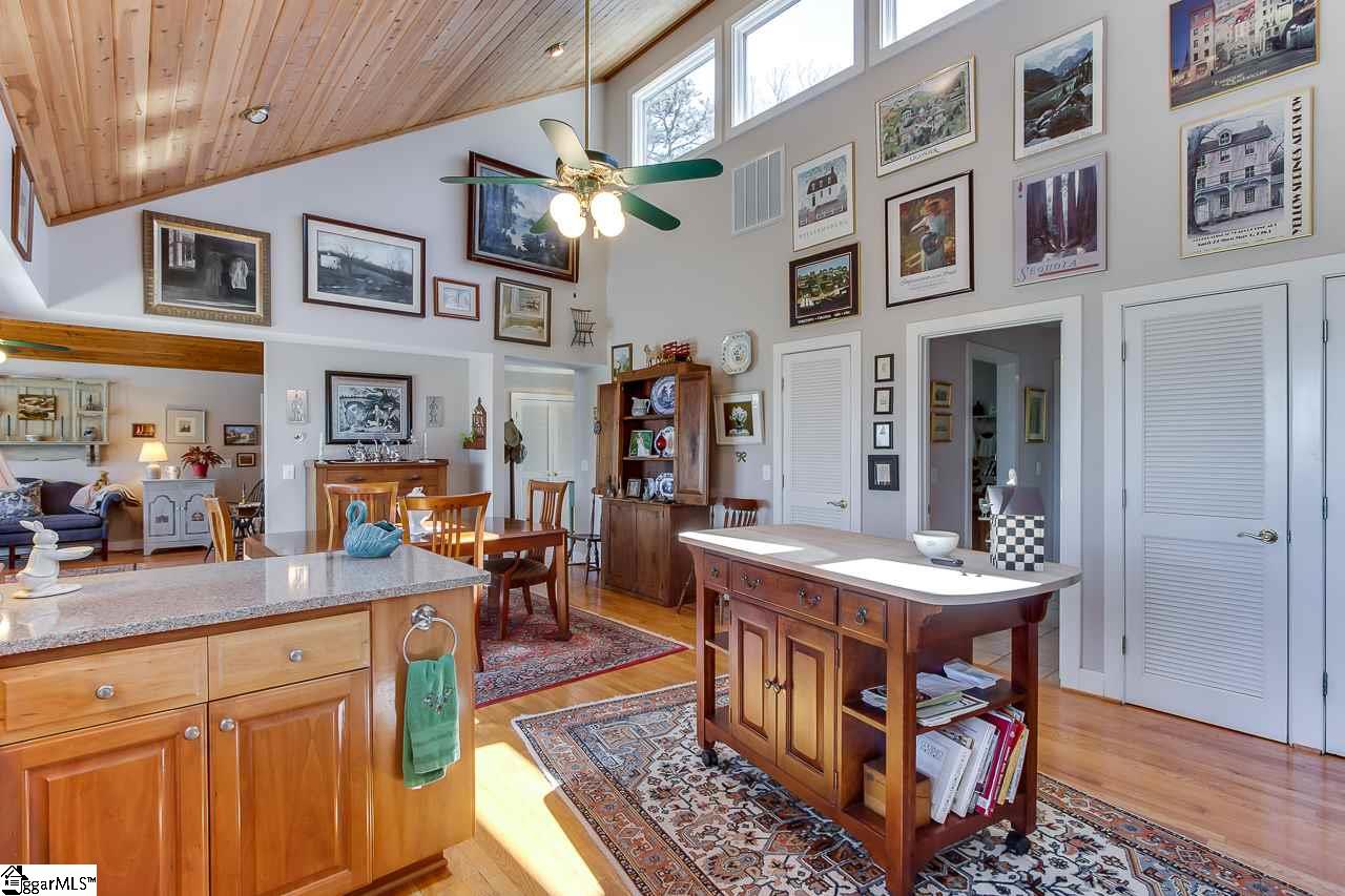 105 Old Altamont Ridge Road Greenville, SC 29609 - Photo 14 of 35