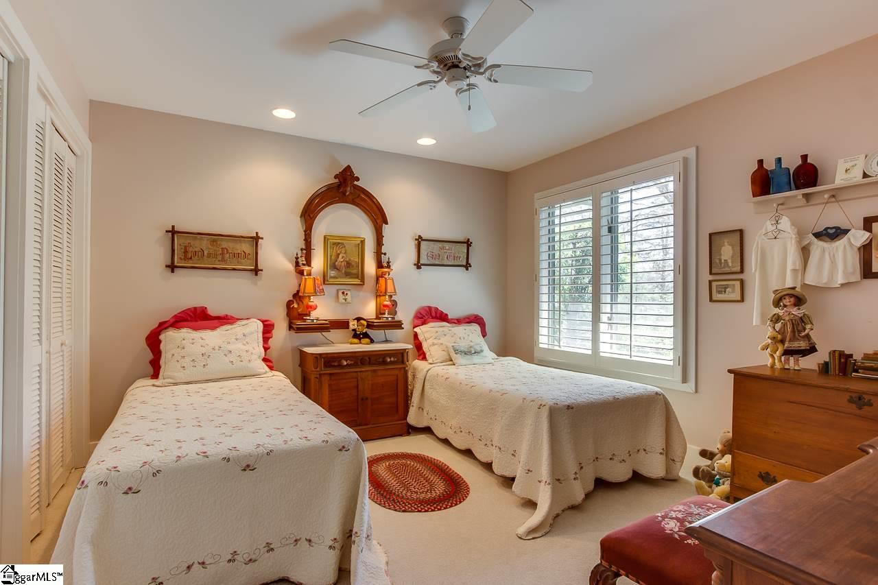 105 Old Altamont Ridge Road Greenville, SC 29609 - Photo 20 of 35