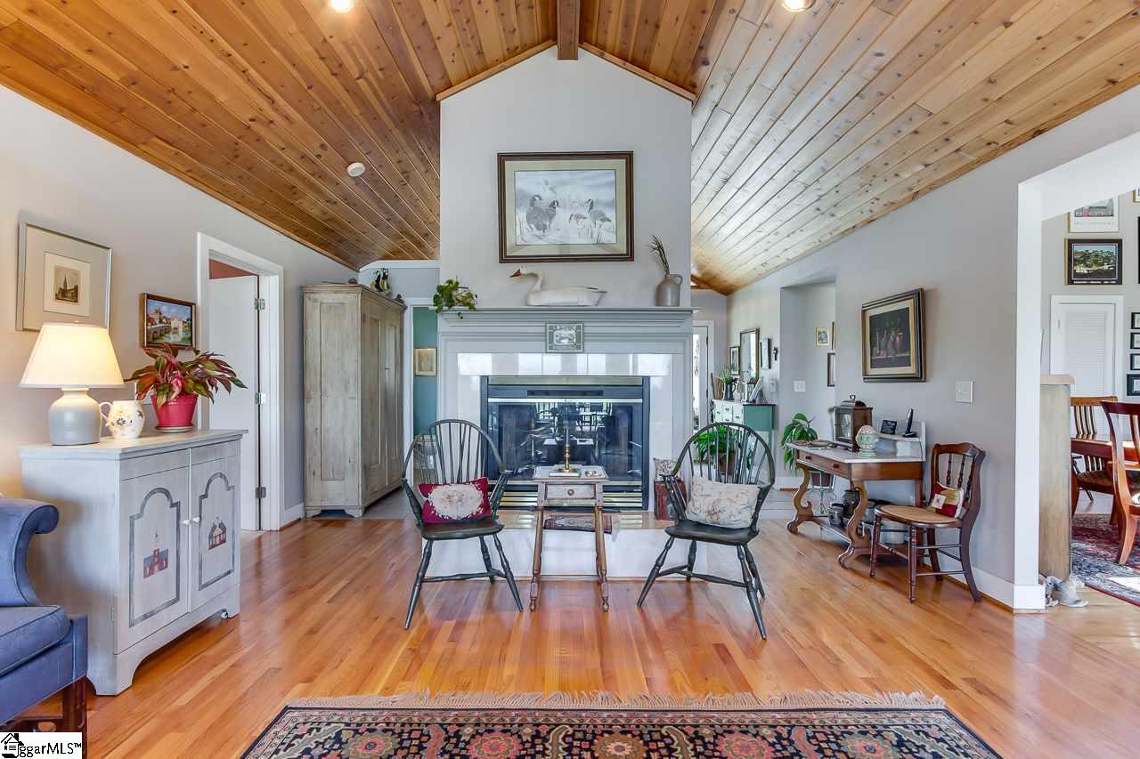105 Old Altamont Ridge Road Greenville, SC 29609 - Photo 8 of 35