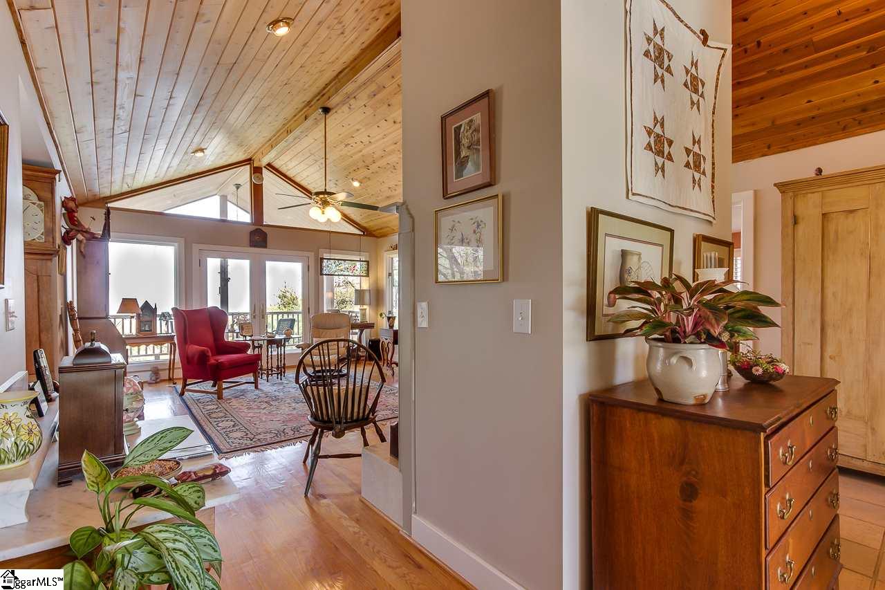 105 Old Altamont Ridge Road Greenville, SC 29609 - Photo 10 of 35