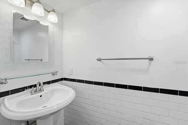 $1,895 | 295 Sandlewood Trail, Winter Park, FL 32789