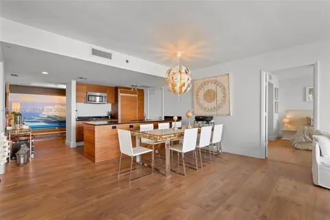 $1,050,000 | 50 Biscayne Boulevard, Unit 3510, Miami, FL 33132