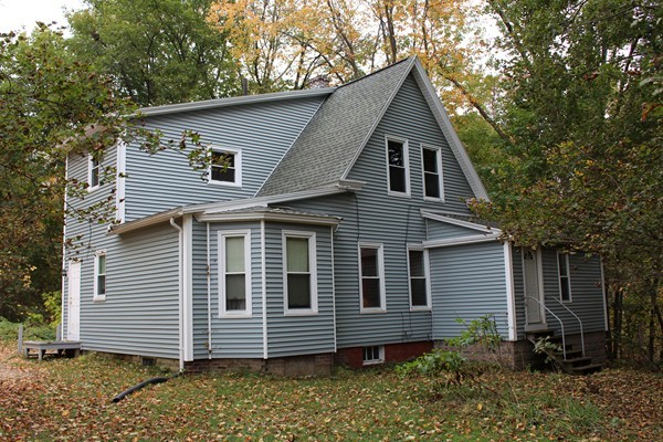 32 New Ludlow Road Chicopee, MA 01020 - Photo 1 of 2 Gallery Image 1