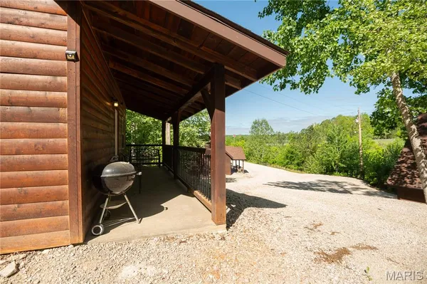 $1,169,000 | 575 Southwest Street, Van Buren, MO 63965
