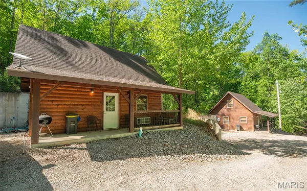 $1,169,000 | 575 Southwest Street, Van Buren, MO 63965