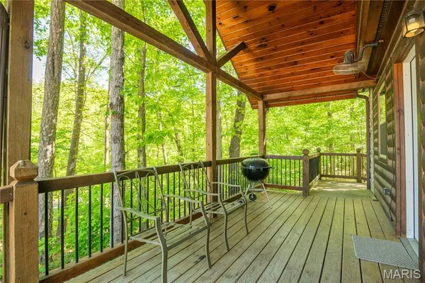 $1,169,000 | 575 Southwest Street, Van Buren, MO 63965
