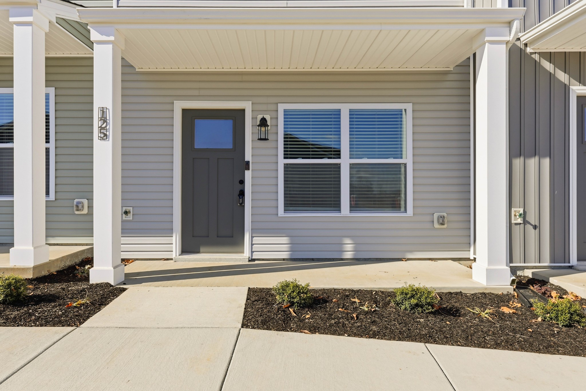 125 Front Rdg Circle Clarksville, TN 37042 - Photo 3 of 42