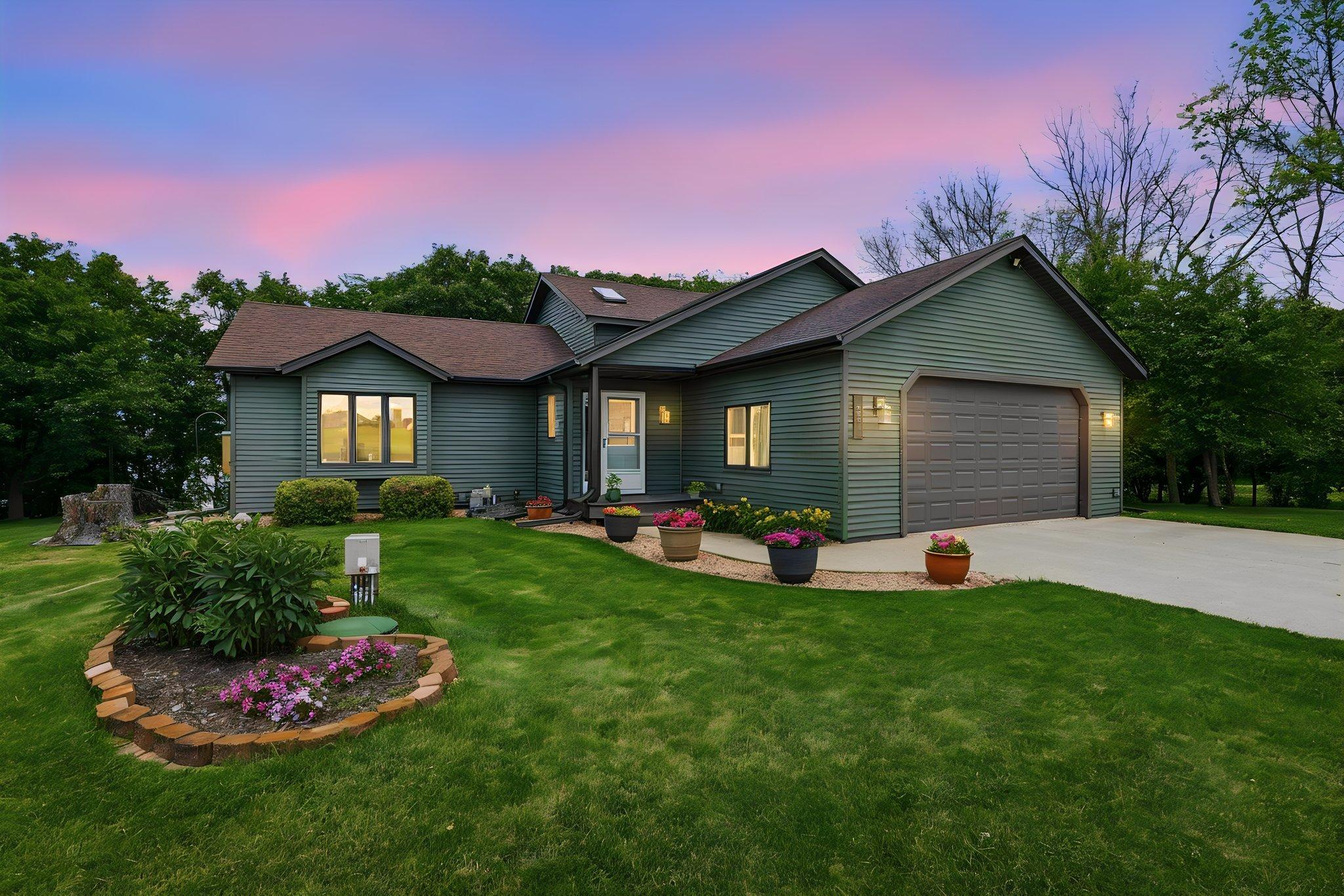 13611 Fox Lake Trail Faribault, MN 55021 - Photo 2 of 43