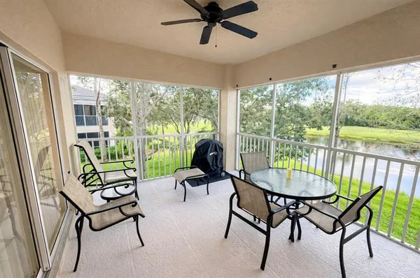 $329,000 | 6318 Grand Oak Circle, Unit 201, Bradenton, FL 34203