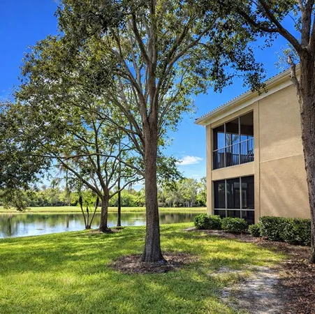 $329,000 | 6318 Grand Oak Circle, Unit 201, Bradenton, FL 34203